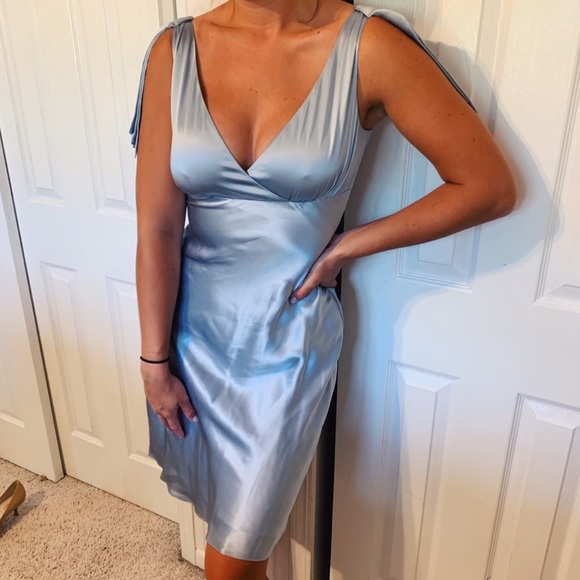 BCBGMaxAzria Dresses & Skirts - BCBGMAXAZRIA silver 100% silk midi dress!